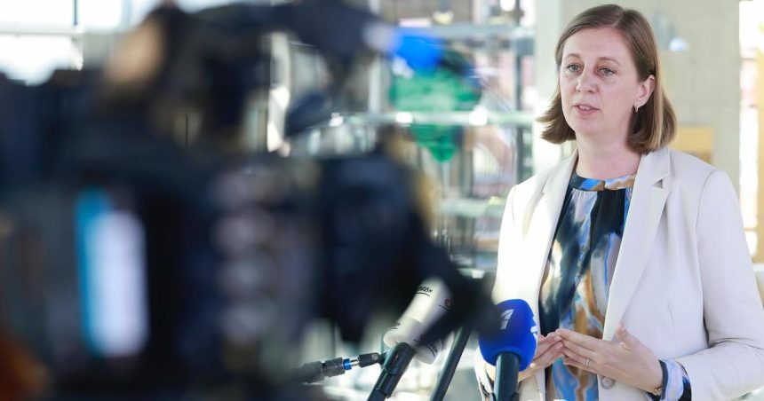 Rakuska vlada zatial nevie odhadnut deficit