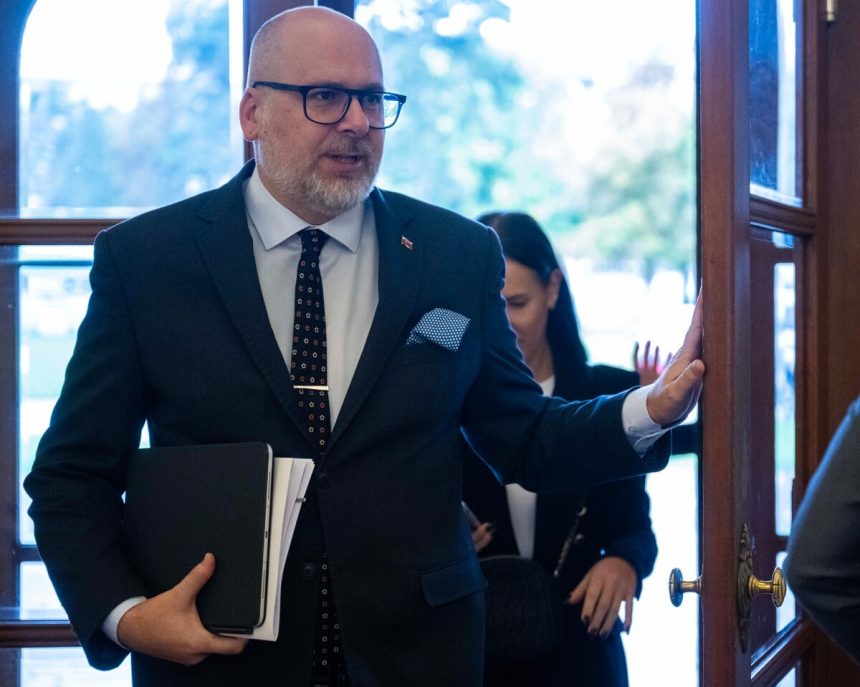 Ramec zakona o lobingu predstavi ministerstvo vnutra na novembrovom okruhlom stole