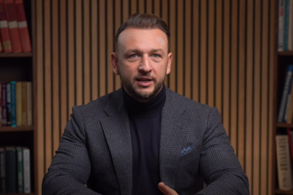 Sutaj Estok reaguje na svoju exekuciu Spochybnuje sudcu