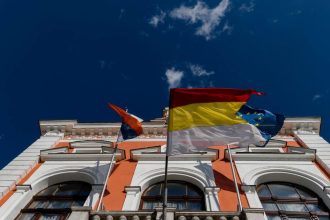 Tolko poslancov je luxus V Ruzomberku ich chcu skresat