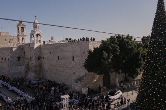 Betlehem usporiadal prve oslavy Vianoc od vojny v Gaze