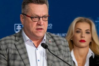 Byvaly colnik fanusik Elanu a hrac Neandertalcov FPU povedie Kornaj dalsie styri mesiace