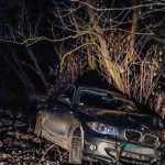 Deti za volantom Dvanastrocneho chlapca zastavili policajti patnastrocny vrazil do stromu