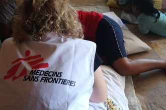 Izrael od roku 2026 zastavi cinnost viacerych humanitarnych organizacii v Gaze