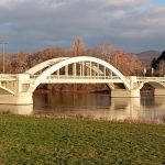 Most pomenovany po prezidentovi laka samovrahov