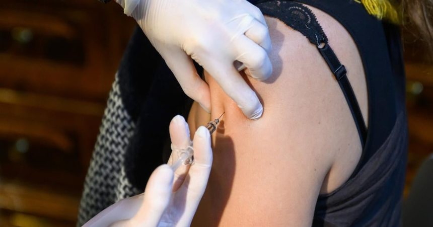 Na ockovanie proti covidu sa zaregistrovalo vyse 38 tisic ludi