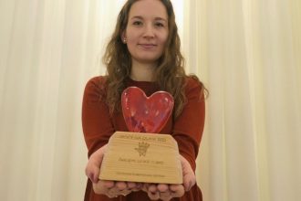 Nevedela ze take ocenenie existuje kym ho neziskala