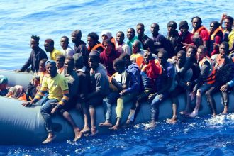 Pri greckom ostrove Gavdos zachranili 539 migrantov