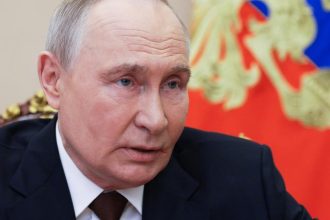Putin odvolal z Prahy velvyslanca Zmejevskeho nahradi ho Ponomarjovova