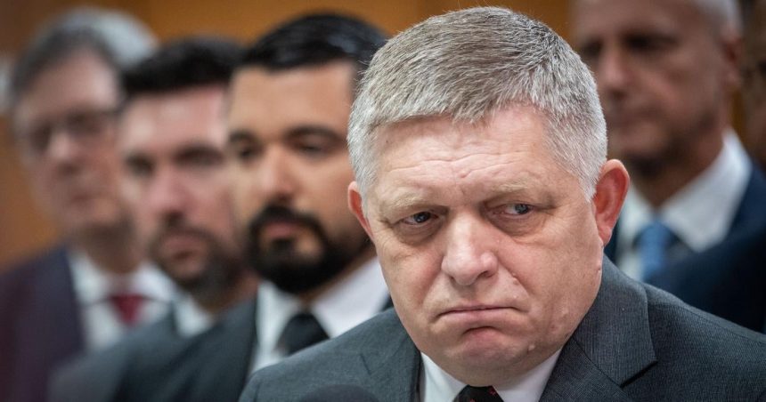 Ranny brifing Ustavny sud nepotesil vladnu kliku Fico vidi v pomoci Ukrajine kradez