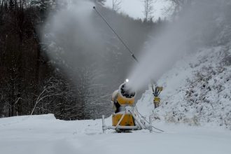 Snezn del valia naplno stredisko chysta lyzovacku