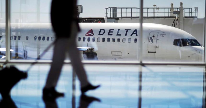 Spolocnost Delta Air Lines tvrdi ze uzatvorenie ju stalo 200 milionov dolarov