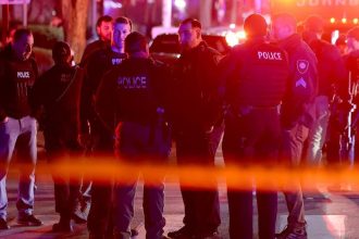 Strelba na Brownovej univerzite ma dve obete a osem zranenych