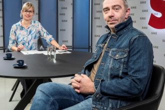 Szatmary v Arene Najvacsia trapnost Nechcel by som umriet nahy