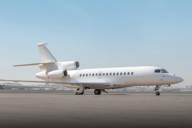 Turecko stratilo kontakt s lietadlom s libyjskym generalom