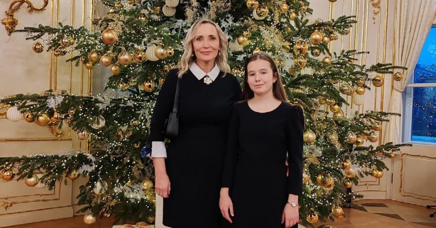 Vianocna pohladnica skolacky zo Starej Turej poputuje do sveta