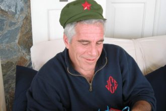 Z internetovej stranky rezortu spravodlivosti zmizlo 16 Epsteinovych spisov