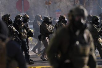 Americka vlada celi tlaku kvli druhemu dodatku ustavy aj Trumpov podporovatelia sa uz znepokojili