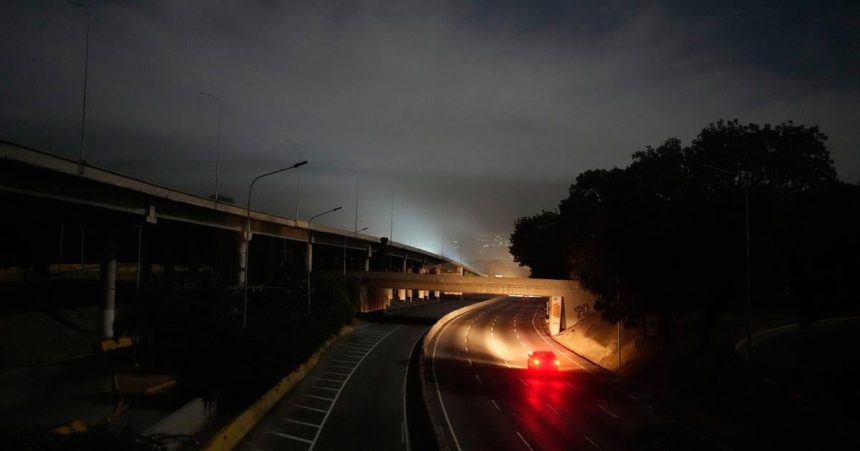 Caracasom otriaslo niekolko silnych explozii