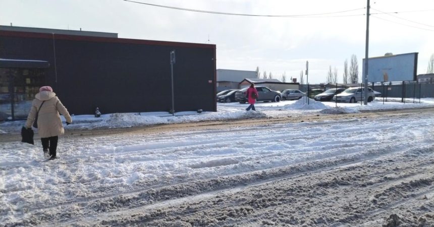 Doprava SSC varuje pred zladovatenym snehom a snezenim