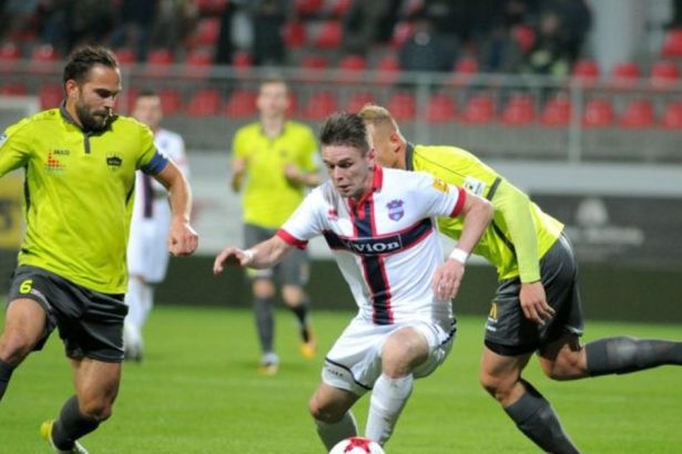 FUTBAL Ovplyvnoval zapasy do lopty si uz nekopne Gesnabel opisal ako funguje stavkarska mafia a kolko za to zarobil