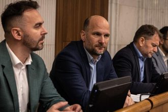 G Grendel Vyzyvame UVO aby konal v suvislosti s rekonstrukciou Kukurice