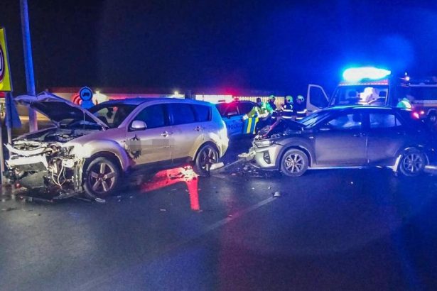 Policia V Haniske pri Kosiciach doslo k nehode troch aut hlasia zranenych