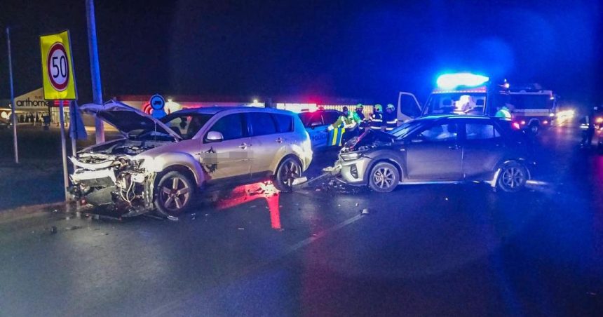 Policia V Haniske pri Kosiciach doslo k nehode troch aut hlasia zranenych