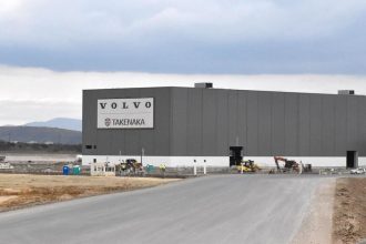 Pri svedskej automobilke mali vyrast centra ambulancie a sportoviska