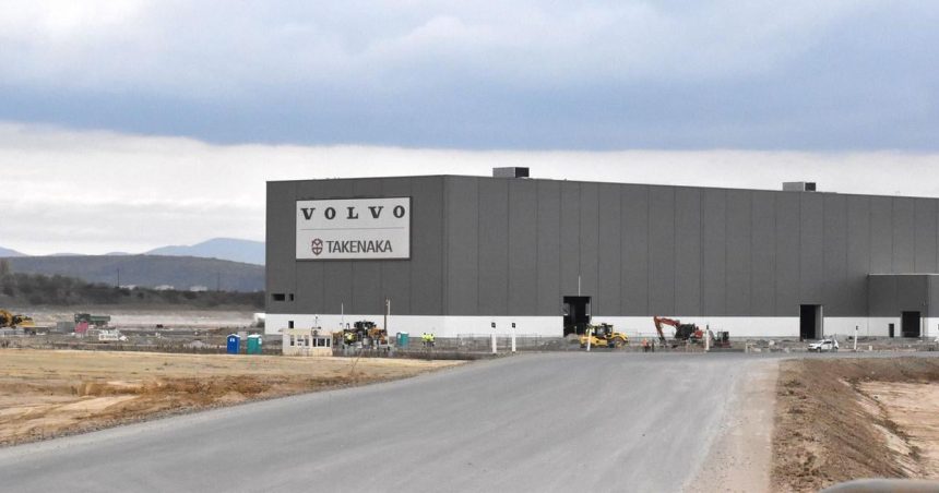 Pri svedskej automobilke mali vyrast centra ambulancie a sportoviska