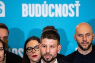 Progresivne Slovensko kritizuje neucast Slovenska na samite