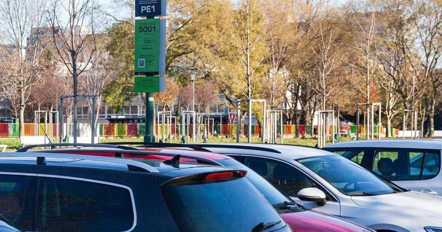 Rezort vnutra neodmieta diskusiu o znizeni vysky pokut za parkovanie v Bratislave