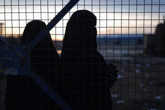 USA planiju prevez do Iraku tisce osob napojench na IS zo Srie