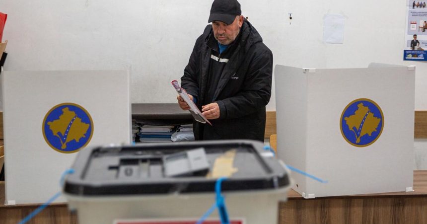 V Kosove zadrzali viac ako 100 osob podozrivych z falsovania volieb