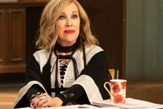 V legendarno m filme Sam doma stvarnila Kevinovu matku herecka Catherine OHara zomrela