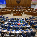 V tomto roku poslanci naplanovali pat schodzi