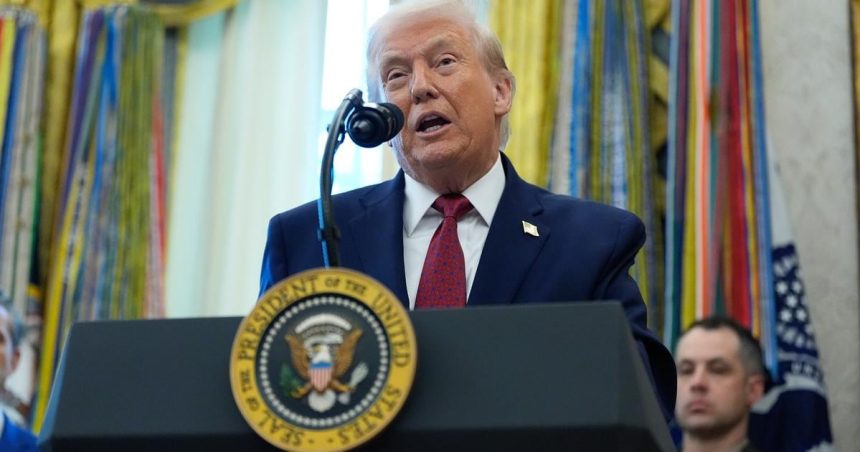 Viaceri republikanisti odmietli Trumpove vyhlasenia o invazii Gronska