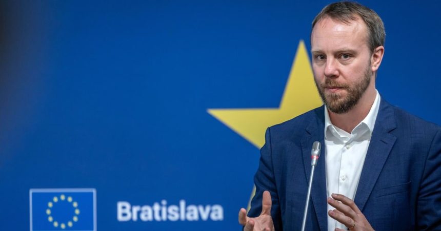 Absolutny upadok a neuveritelna korupcia Europoslanci diskutovali o Ficovi a haciendach