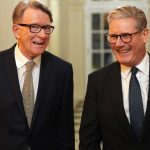 Britania Sef kancelarie Starmera odstupuje pre kauzu s Mandelsonom