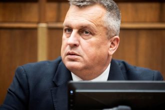 Danko vyzyva vladu aby si predvolala velvyslanca Ukrajiny v suvislosti s ropovodom Druzba