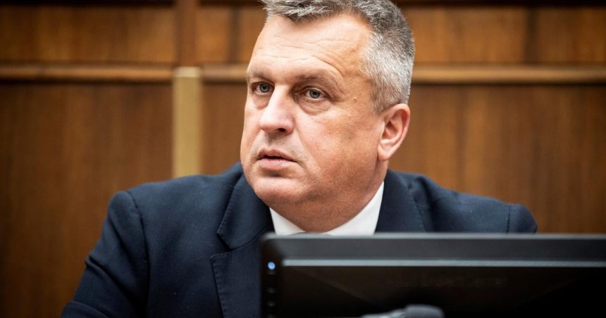 Danko vyzyva vladu aby si predvolala velvyslanca Ukrajiny v suvislosti s ropovodom Druzba