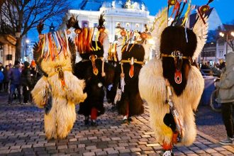 Do hlavneho mesta sa opat vracuju Bratislavske fasiangy s velkym prievodom