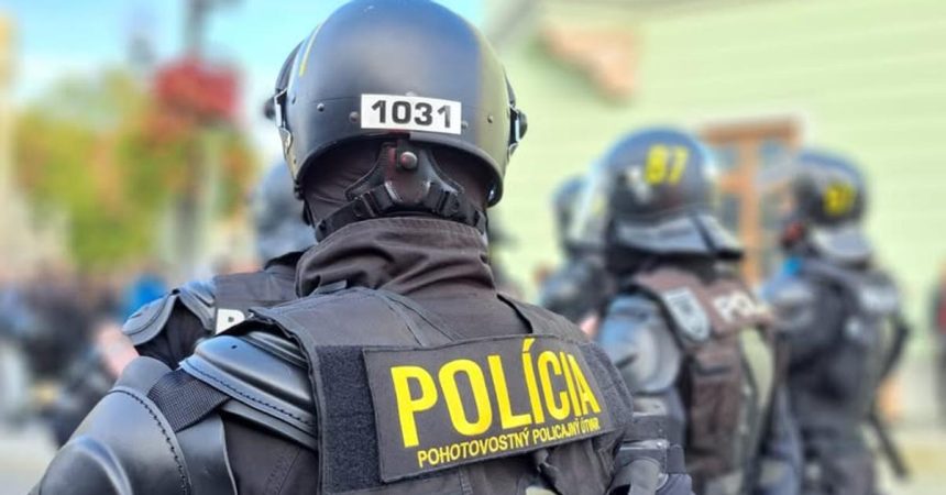 Dunajska Streda sa pripravuje na narocny zapas so Slovanom Mesto bude obsadene policajtmi