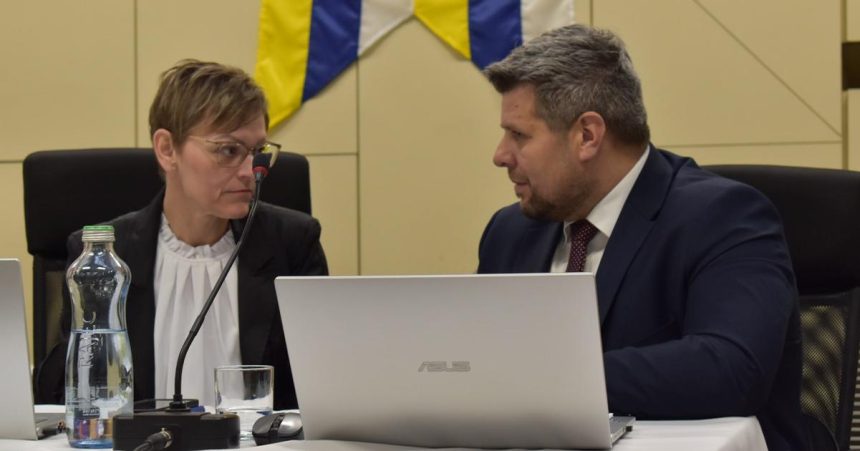 Humenne ma opat hlavneho kontrolora Peter Pipak uspel uz po druhykrat