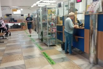 Jedna posta pre 40tisicove kosicke sidlisko V pobocke predlzia otvaracie hodiny