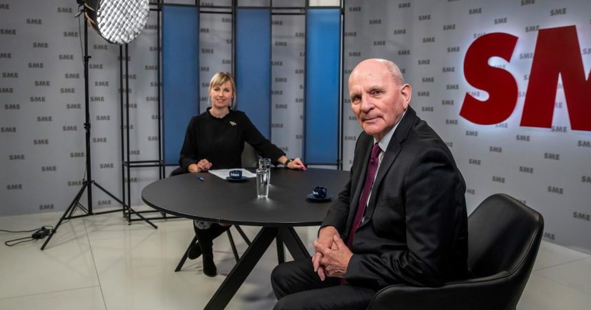 Miklosko v Arene Fico je unaveny clovek bez nastupcu Ak vsak opozicia zlyha vrati sa v este horsej podobe