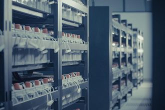 Miliony od statu pravdepodobne dosli Firma nevyplaca zamestnancom kteri si beru veci do vlastnych ruk