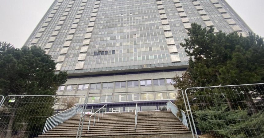 Odborari kritizuju vedenie kosickej univerzitnej nemocnice hovoria o zlych hospodarskych vysledkoch