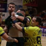 Okliestene Bojnice dlhu dobu trapili majstra Klobuk dolu chlapci bojovali do koca Mali toho plne kecky povedal trener