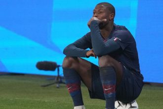 Pariz Saint Germain nepredlzil vitaznu seriu Moze prist o lidersku poziciu